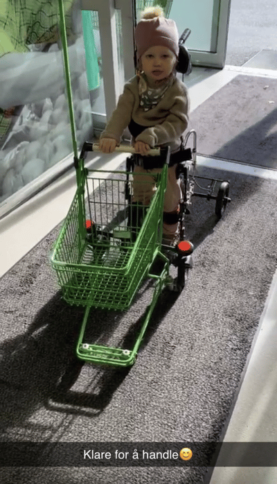 Ella is shopping in her NF-Walker