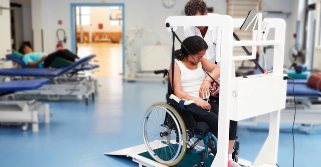 Mädchen hat Spaß im EMA