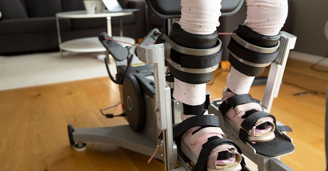 Close-up of feet walking in an Innowalk.