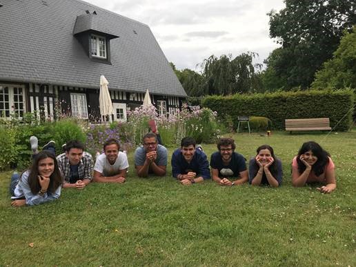 Das EzyGain-Team