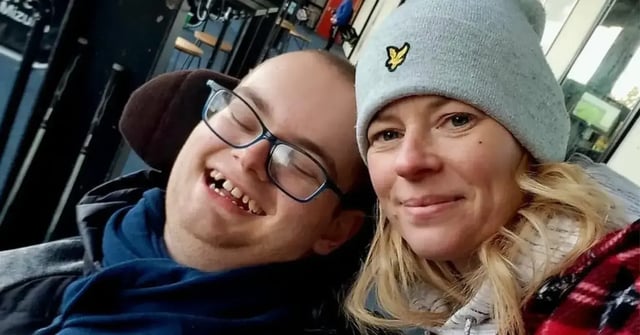 Quadriplegic cerebral palsy_In Press_UK_Landscape