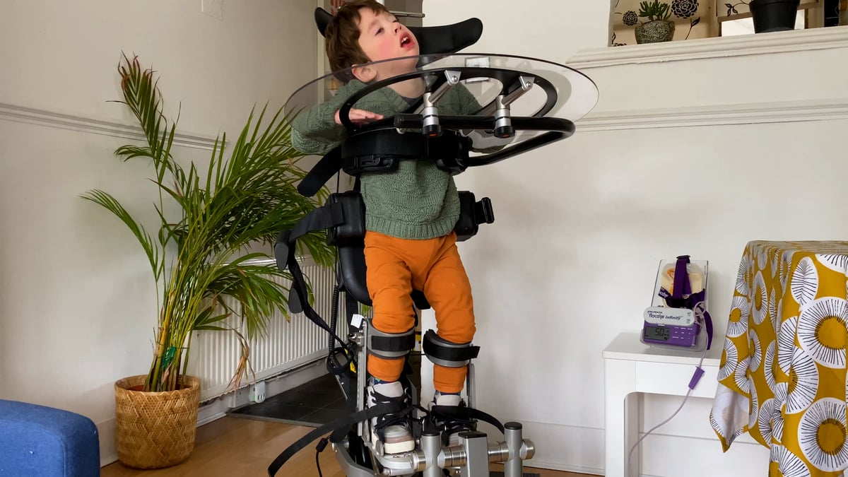 Charlie Moving in Innowalk - standing